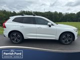Used 2021 Volvo XC60 T5 Momentum w/ Premium Package image 2
