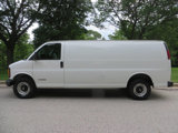 Used 2000 Chevrolet Express 3500 Extended w/ Convenience Pkg image 2