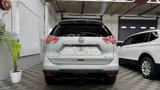 Used 2016 Nissan Rogue SL w/ SL Premium Package image 3