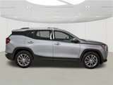 Used 2024 GMC Terrain SLT image 4