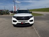 Used 2023 Ford Explorer XLT image 3
