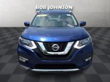 Used 2017 Nissan Rogue SV image 2