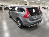Used 2018 Volvo V60 T5 Cross Country w/ Convenience Package image 5