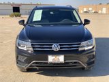 Used 2021 Volkswagen Tiguan SE w/ Panoramic Sunroof Package image 2
