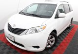 Used 2014 Toyota Sienna LE image 4