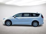 Used 2022 Chrysler Voyager LX image 4