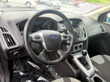 Used 2012 Ford Focus SE w/ SE Sport Pkg image 6