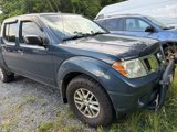 Used 2016 Nissan Frontier SV image 2