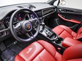Used 2025 Porsche Macan image 5