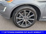 Used 2017 Volvo XC60 T6 Inscription w/ Preferred Option Package image 5