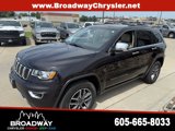 Used 2021 Jeep Grand Cherokee Limited w/ Trailer Tow Group IV image 3