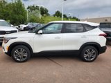 Used 2022 Kia Seltos LX image 4