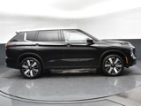 New 2025 Mitsubishi Outlander AWD image 3
