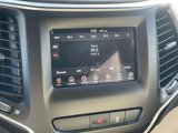 Used 2021 Jeep Cherokee Latitude image 2