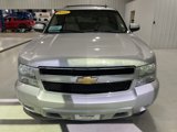 Used 2010 Chevrolet Suburban LT image 3