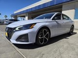 Used 2023 Nissan Altima 2.5 SR image 2