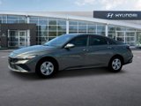 New 2025 Hyundai Elantra SE image 2