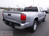Used 2022 Toyota Tacoma SR w/ SR Convenience Package image 2