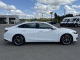 Used 2022 Chevrolet Malibu LT image 2