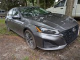 Used 2023 Nissan Altima 2.5 SV image 3