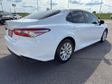 Used 2019 Toyota Camry LE image 5