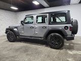 Used 2018 Jeep Wrangler Unlimited Sport image 2