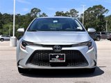 Used 2022 Toyota Corolla LE image 3