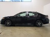Used 2022 Toyota Camry SE image 4