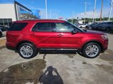 Used 2018 Ford Explorer XLT w/ Equipment Group 202A image 6