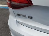Used 2017 Volkswagen Jetta SE image 5