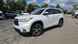 Used 2016 Toyota Highlander XLE image 5
