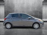 Used 2016 Toyota Yaris L image 4