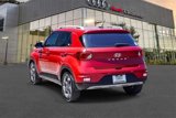 Used 2023 Hyundai Venue Limited image 2