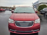 Used 2016 Chrysler Town & Country Touring w/ Driver Convenience Group image 2
