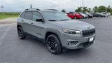 Used 2023 Jeep Cherokee Altitude Lux image 2