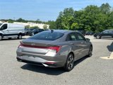 Used 2022 Hyundai Elantra Limited image 3