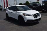 Used 2020 Nissan Kicks S image 3