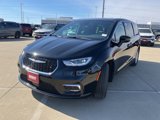 New 2025 Chrysler Pacifica Select w/ Uconnect Theater Family Group image 3
