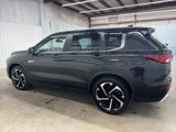 Used 2023 Mitsubishi Outlander SE image 5