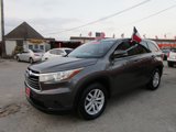 Used 2015 Toyota Highlander LE image 3