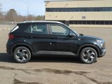 New 2025 Hyundai Venue SEL image 3