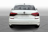 Used 2017 Volkswagen Passat 1.8T SEL Premium image 4