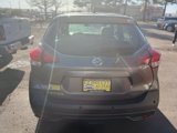 Used 2020 Nissan Kicks S image 5
