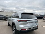 Used 2023 Jeep Grand Cherokee Limited image 5