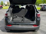 Used 2023 Jeep Compass Latitude image 5