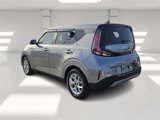 Used 2023 Kia Soul LX w/ LX Technology Package image 3