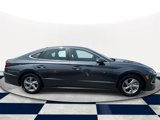 Certified 2023 Hyundai Sonata SE w/ Preferred Accessory Package image 3