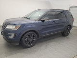 Used 2017 Ford Explorer XLT w/ Equipment Group 202A image 2