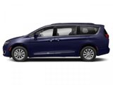 Used 2019 Chrysler Pacifica Touring Plus image 3