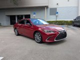 Used 2019 Lexus ES 350 w/ Luxury Package image 3